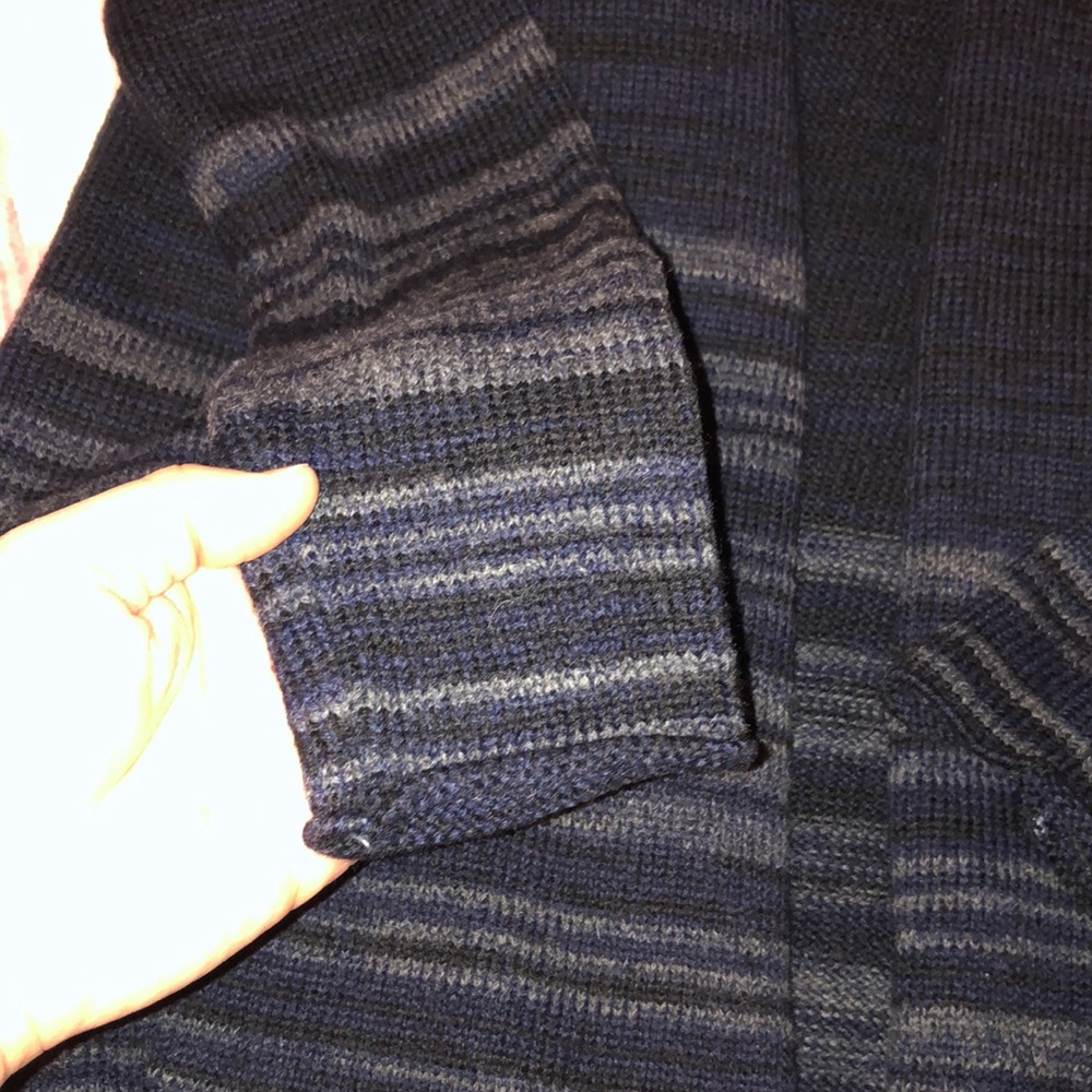 🔥Forever 21 Thick layered Sweater🔥 - Picture 7 of 10